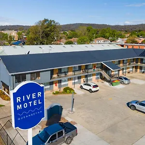River Motel